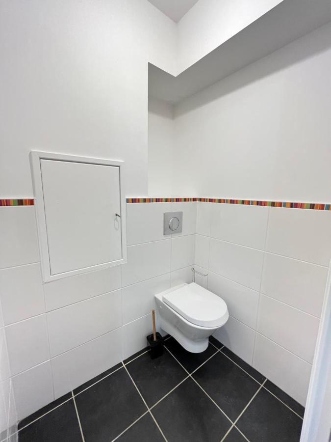 Ponsardin- Appartement Avec Balcon Et Parking Reims Exterior foto